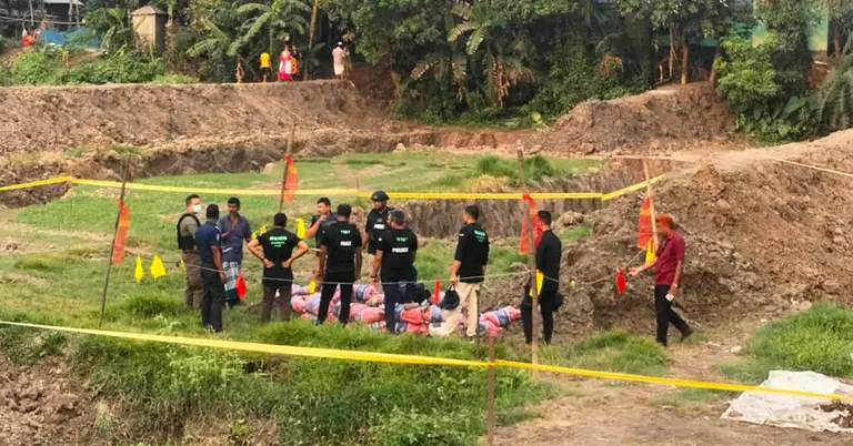 মর্টারশেল বিস্ফোরণ হওয়ার আগে বোম ডিসপোজাল ইউনিট